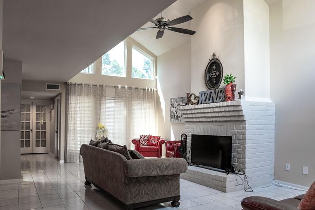 18163 Bal Harbour Drive, Nassau Bay, TX 77058