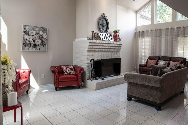 18163 Bal Harbour Drive, Nassau Bay, TX 77058