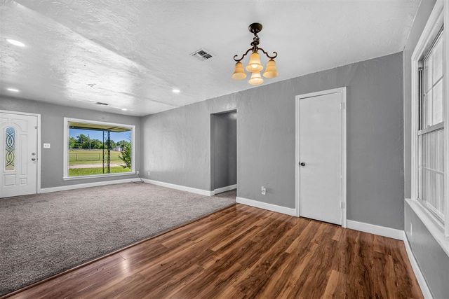 2222 NW 25th St, Lawton, OK 73505