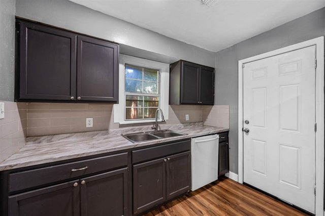 2222 NW 25th St, Lawton, OK 73505