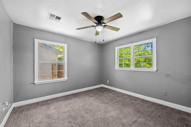 2222 NW 25th St, Lawton, OK 73505