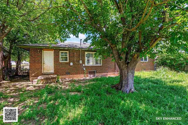 2222 NW 25th St, Lawton, OK 73505