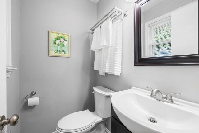 8701 Old Ocean View RD, Norfolk, VA 23503