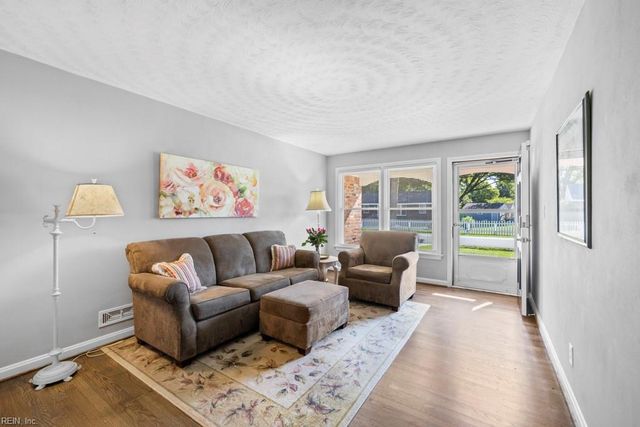 8701 Old Ocean View RD, Norfolk, VA 23503