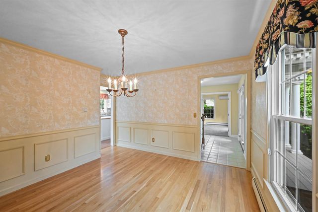 6 Quail Run, South Burlington, VT 05403