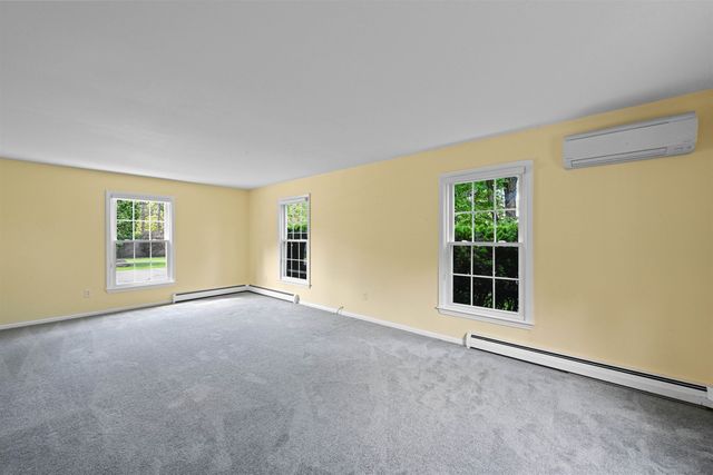 6 Quail Run, South Burlington, VT 05403