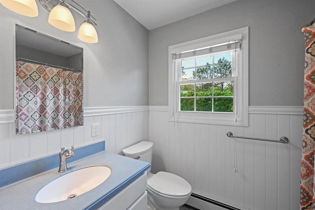 6 Quail Run, South Burlington, VT 05403