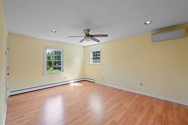 6 Quail Run, South Burlington, VT 05403