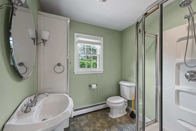 6 Quail Run, South Burlington, VT 05403