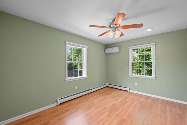 6 Quail Run, South Burlington, VT 05403