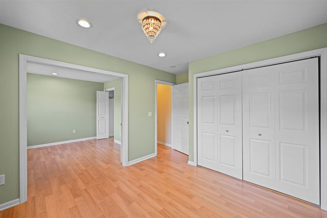 6 Quail Run, South Burlington, VT 05403
