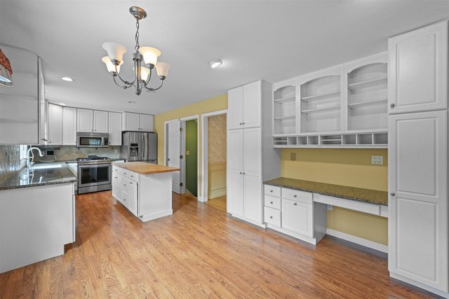 6 Quail Run, South Burlington, VT 05403