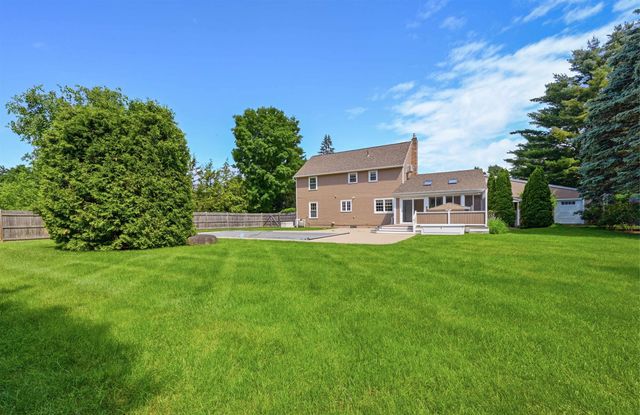 6 Quail Run, South Burlington, VT 05403
