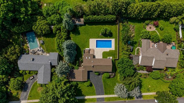 6 Quail Run, South Burlington, VT 05403