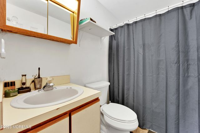 40 Birch Drive, Freehold, NJ 07728