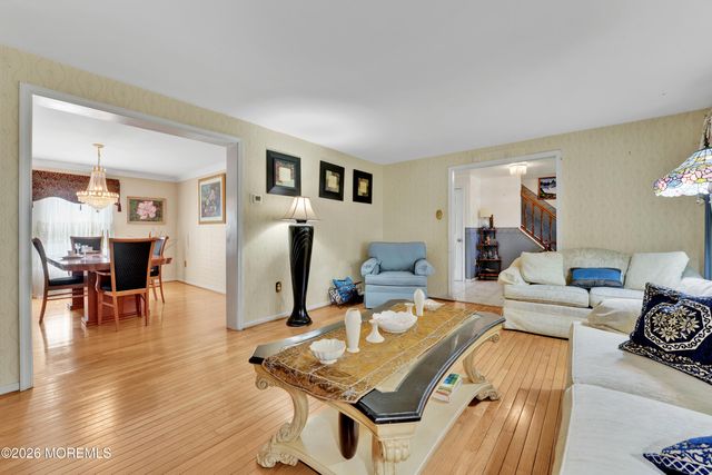 40 Birch Drive, Freehold, NJ 07728