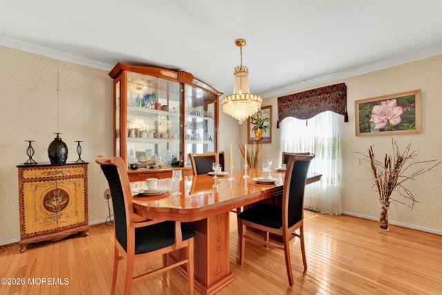 40 Birch Drive, Freehold, NJ 07728