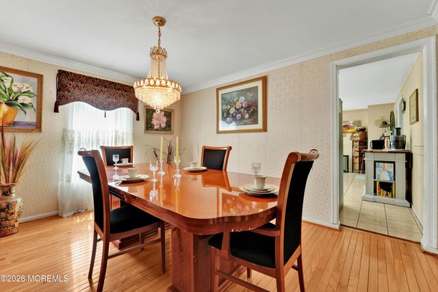 40 Birch Drive, Freehold, NJ 07728