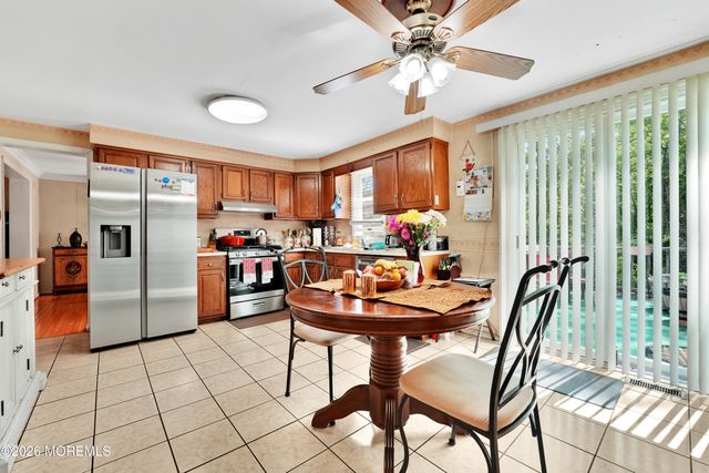 40 Birch Drive, Freehold, NJ 07728