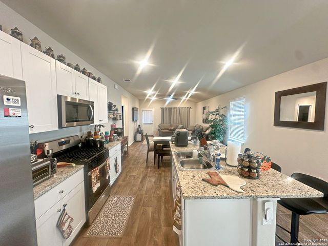 5306 SCORIA TRL, San Antonio, TX 78253