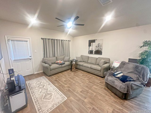 5306 SCORIA TRL, San Antonio, TX 78253