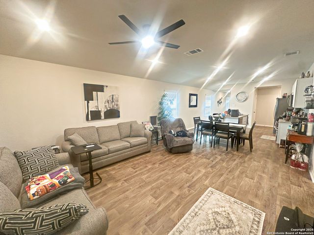 5306 SCORIA TRL, San Antonio, TX 78253