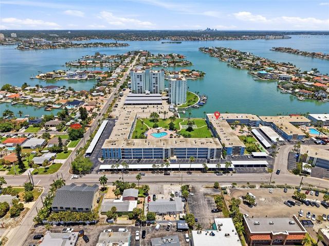 6201 2ND STREET E 106, St Pete Beach, FL 33706