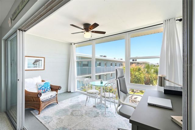 6201 2ND STREET E 106, St Pete Beach, FL 33706