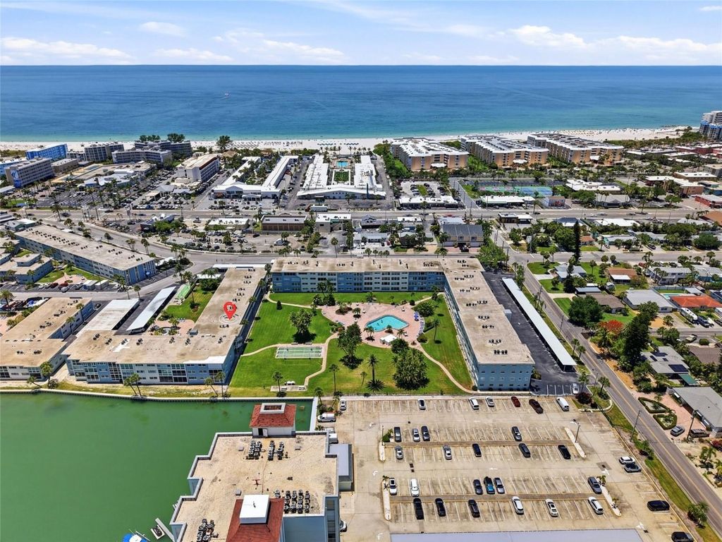6201 2ND STREET E 106, St Pete Beach, FL 33706