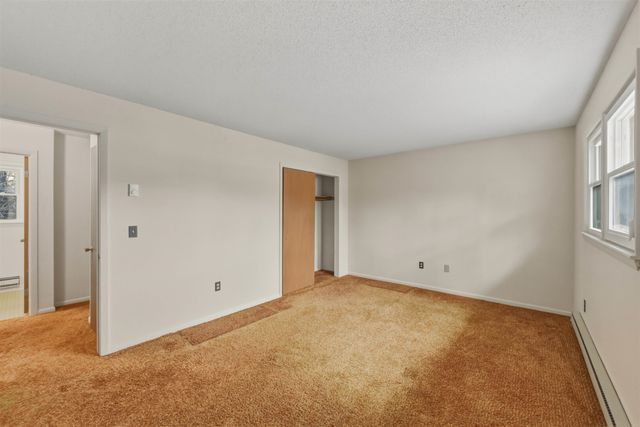 86 Pinecrest Dr Unit 4E, Essex, VT 05452