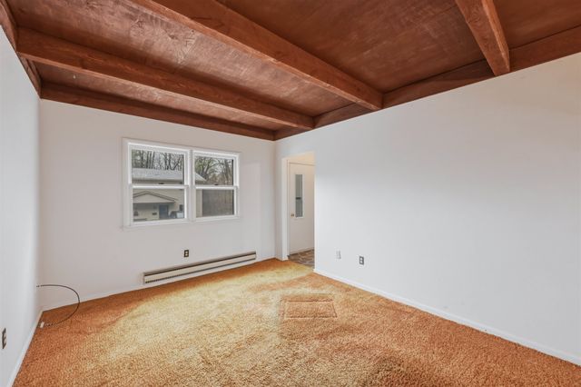 86 Pinecrest Dr Unit 4E, Essex, VT 05452