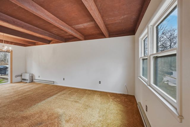 86 Pinecrest Dr Unit 4E, Essex, VT 05452