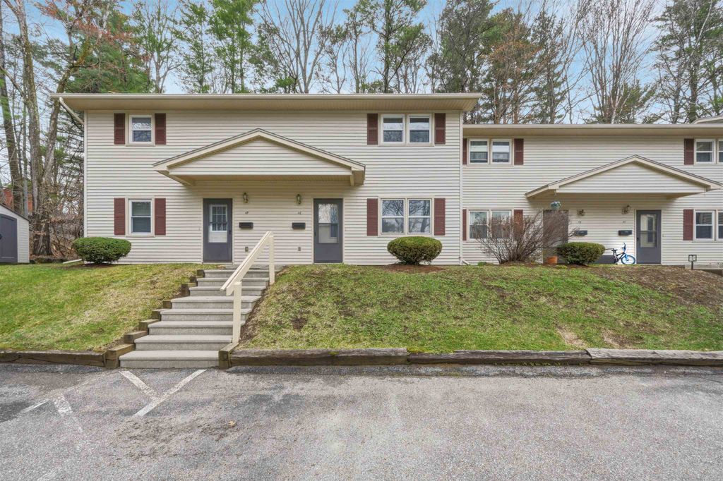 86 Pinecrest Dr Unit 4E, Essex, VT 05452