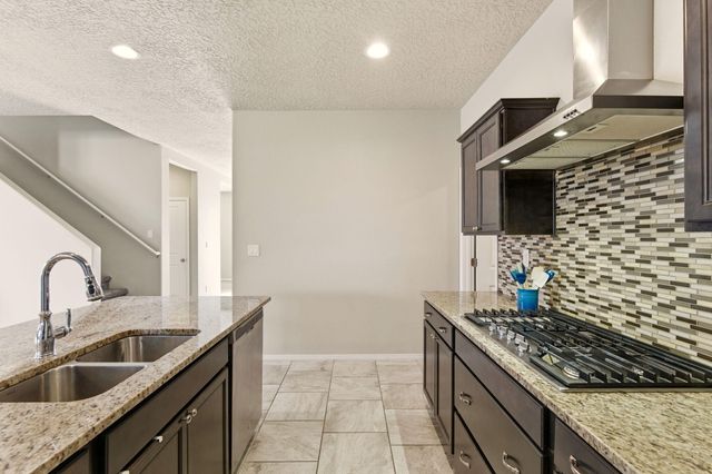 4509 Skyline Loop NE, Rio Rancho, NM 87144