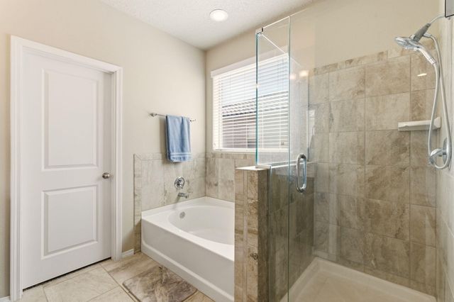 4509 Skyline Loop NE, Rio Rancho, NM 87144