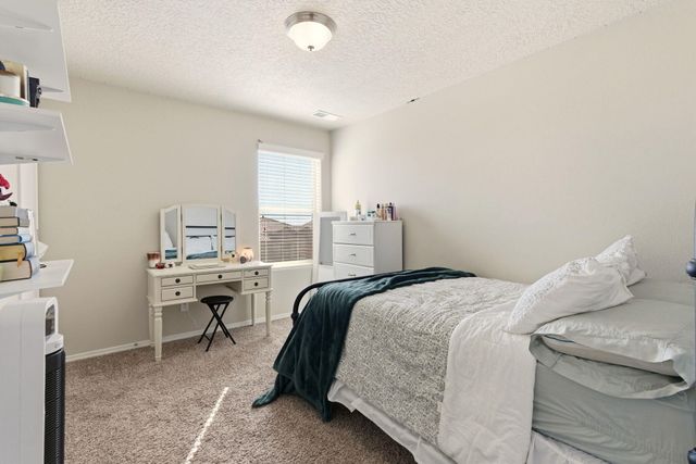 4509 Skyline Loop NE, Rio Rancho, NM 87144