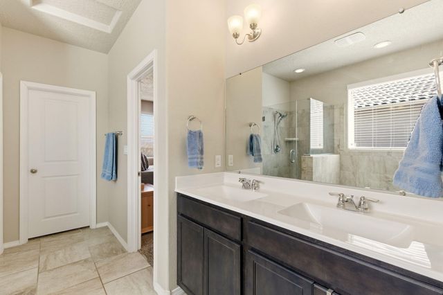 4509 Skyline Loop NE, Rio Rancho, NM 87144