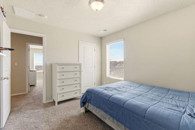 4509 Skyline Loop NE, Rio Rancho, NM 87144