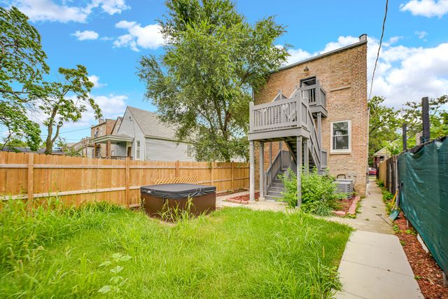 6822 S Justine Street, Chicago, IL 60636