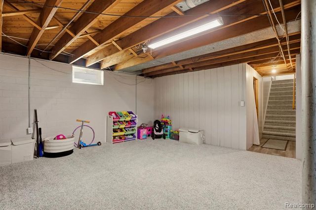 3036 Adams Avenue, Saginaw, MI 48602