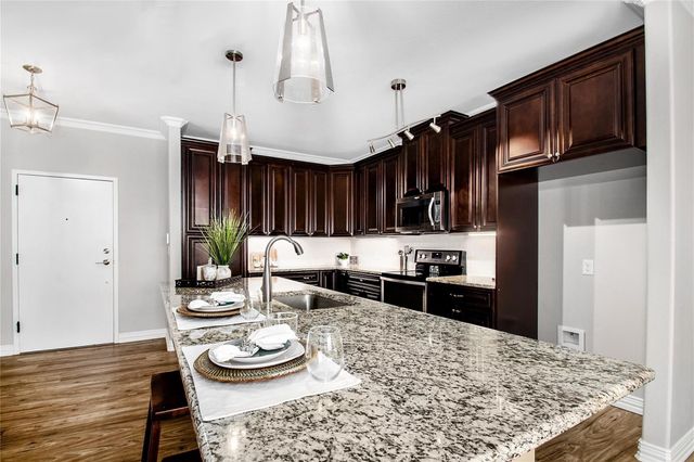 2500 King Arthur Boulevard 301, Lewisville, TX 75056