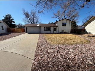 1587 S Salem Cir, Aurora, CO 80012