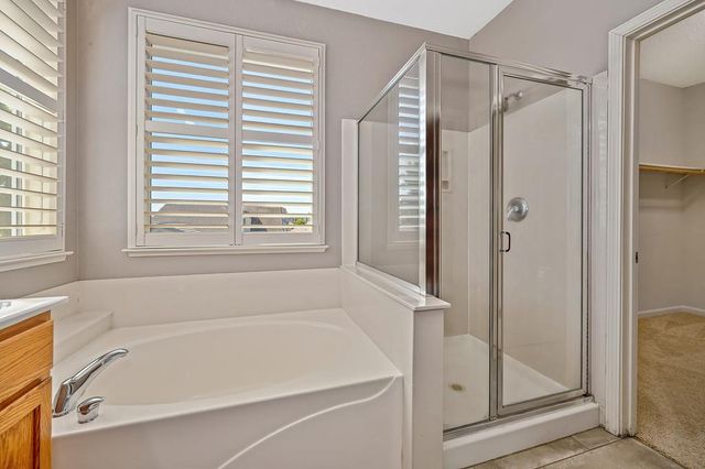 5040 Kankakee Dr, Sacramento, CA 95835