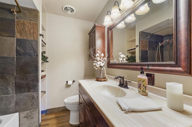 326 Broad Ripple Drive, Houston, TX 77336