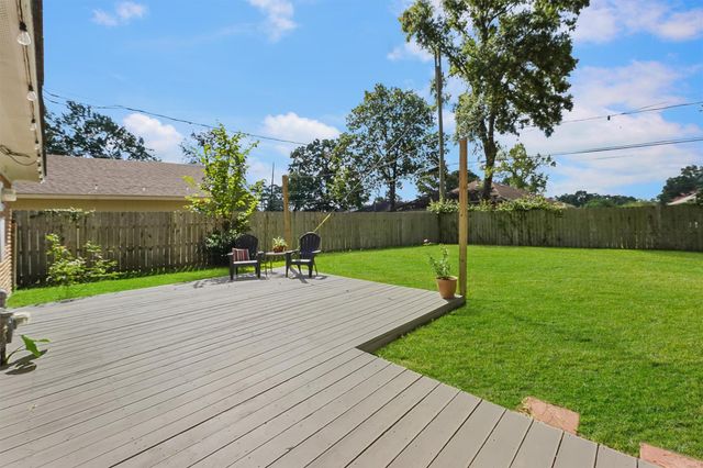 326 Broad Ripple Drive, Houston, TX 77336