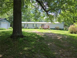 132 Maplehurst Dr, Raccoon Twp, PA 15001