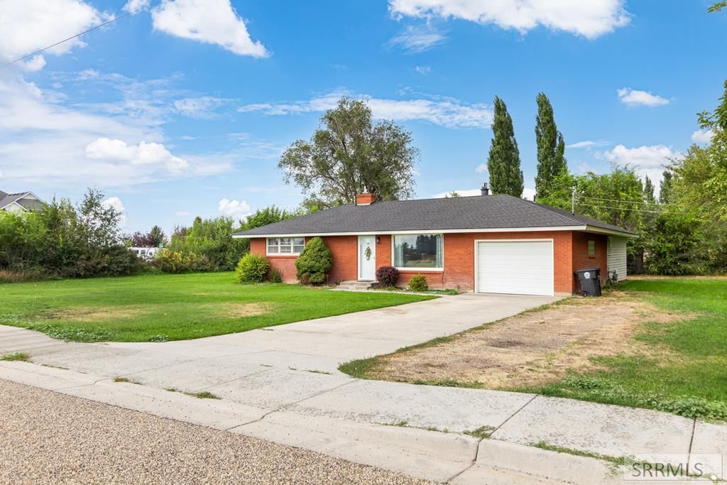 598 1st N, Rigby, ID 83442