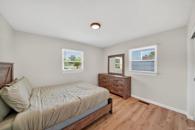 1357 Campeau Street, South Bend, IN 46617