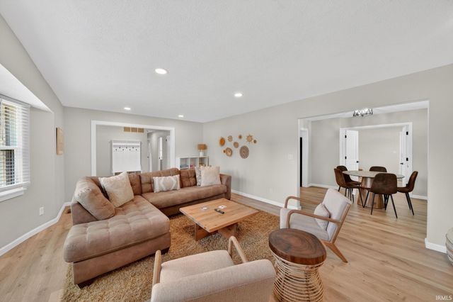 1357 Campeau Street, South Bend, IN 46617