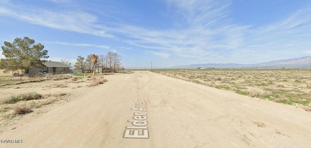 7931 W Elder Avenue, Rosamond, CA 93560